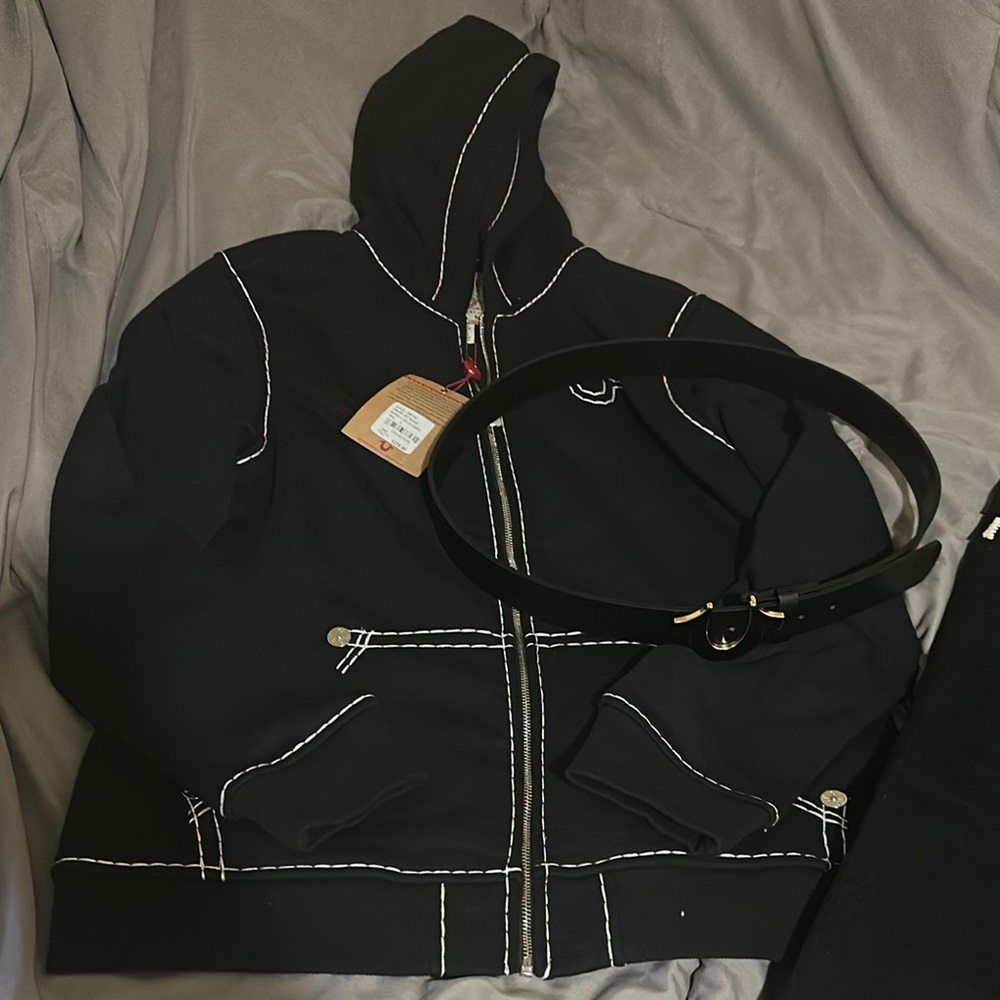 True Religion Men set BRAND NEW.